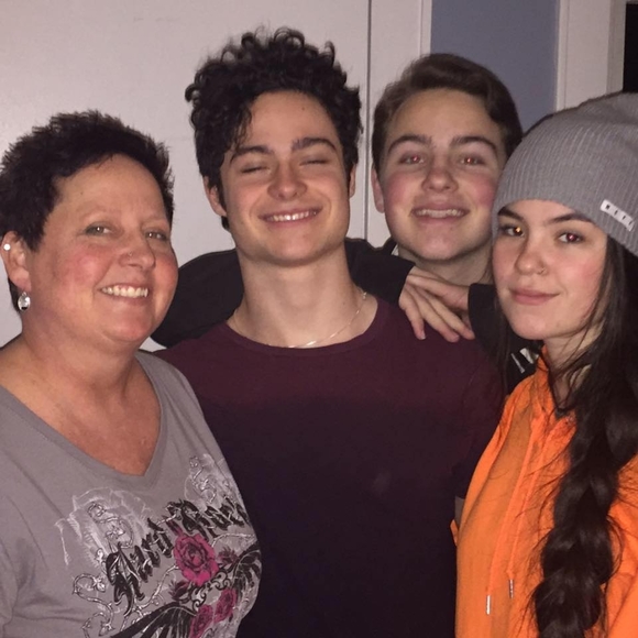 Meet your Posher, Kelly - Picture 1 of 1